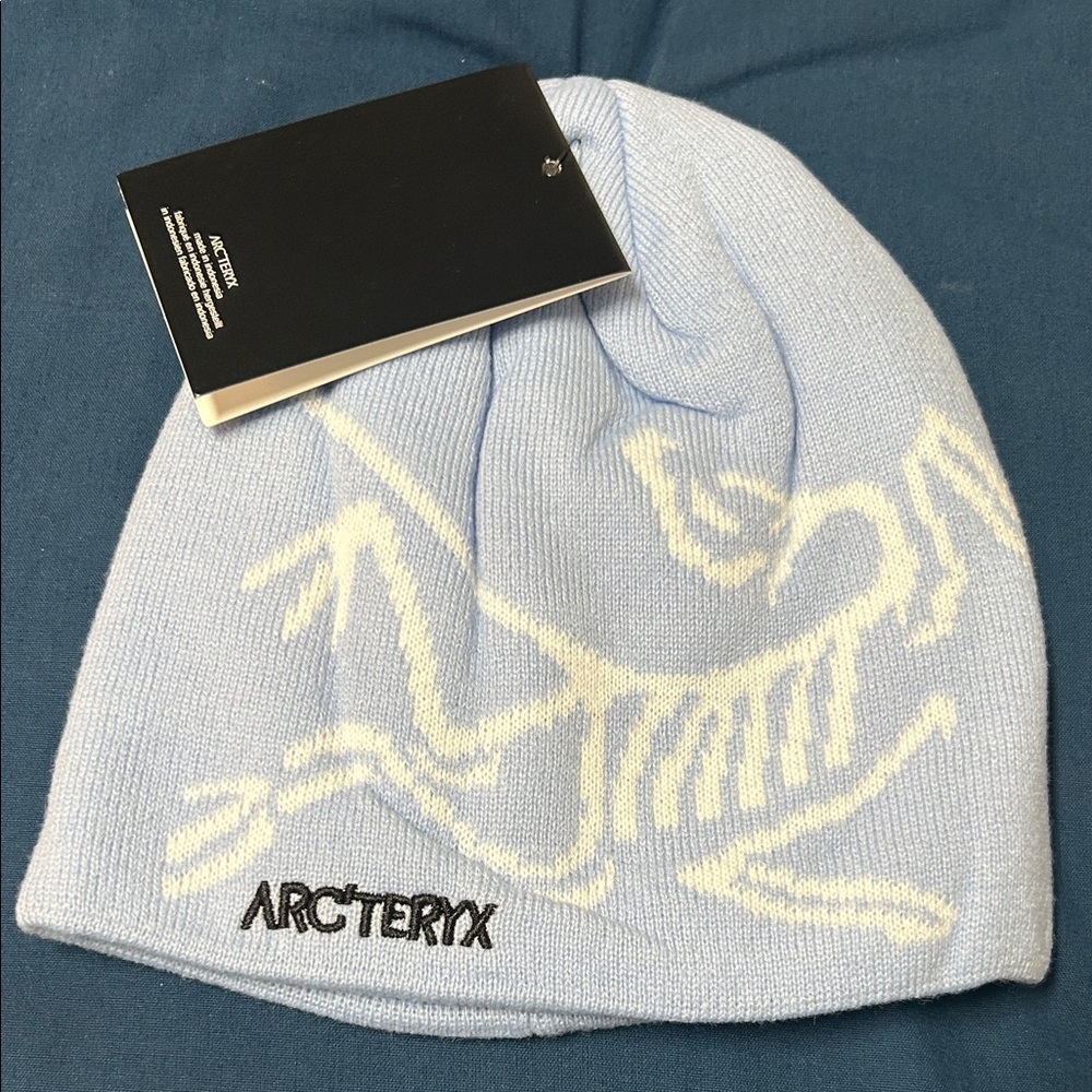 Arc'teryx Sky Blue Knit Beanie